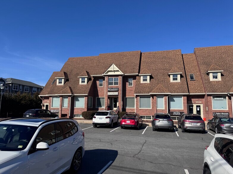 More Photos Of 10130-10134 Colvin Run Rd, Great Falls Office For Sale