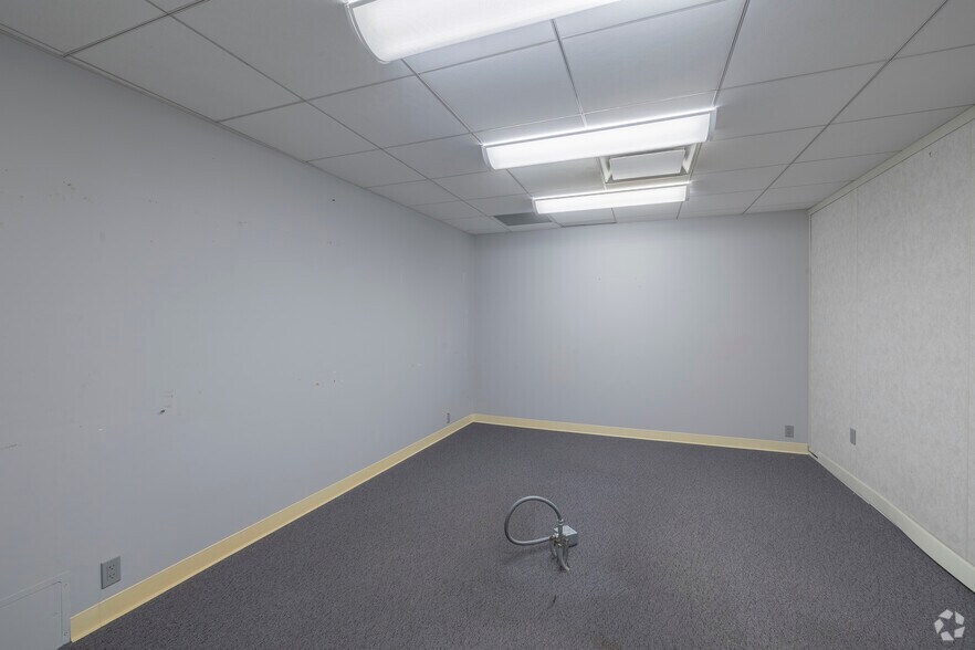 More Photos Of 2301 Napa Vallejo Hwy, Napa Land For Lease