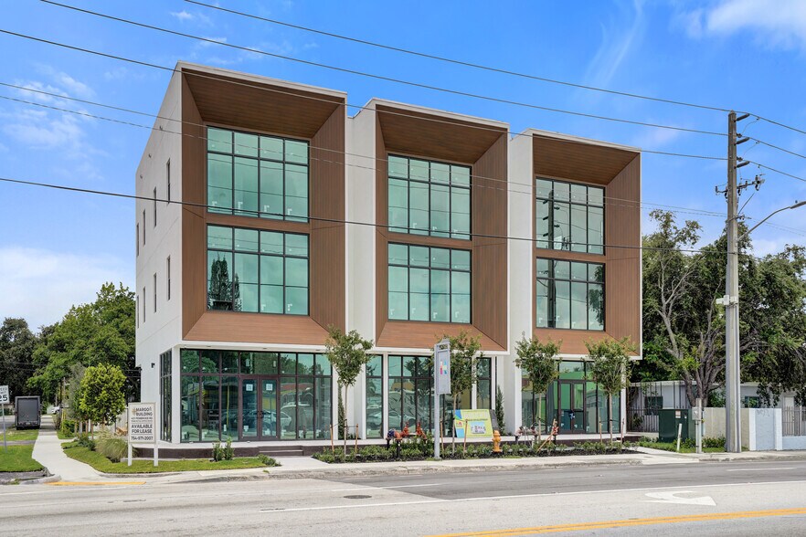 More Photos Of 401 Pembroke, Hallandale Beach Apartments For Lease