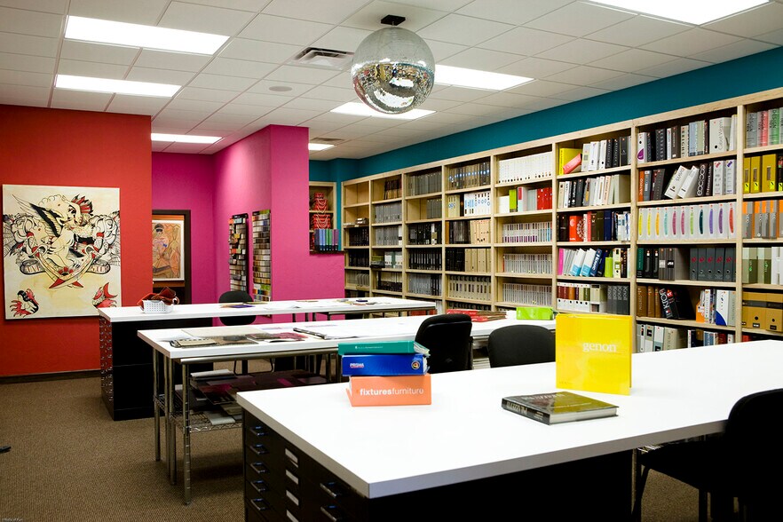 More Photos Of 2801 26th St, Lubbock Freestanding For Lease