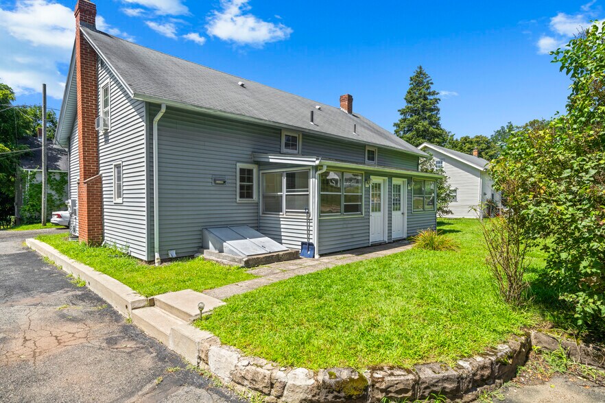 More Photos Of 6 Eagle Ct, Storrs Mansfield Apartments For Sale