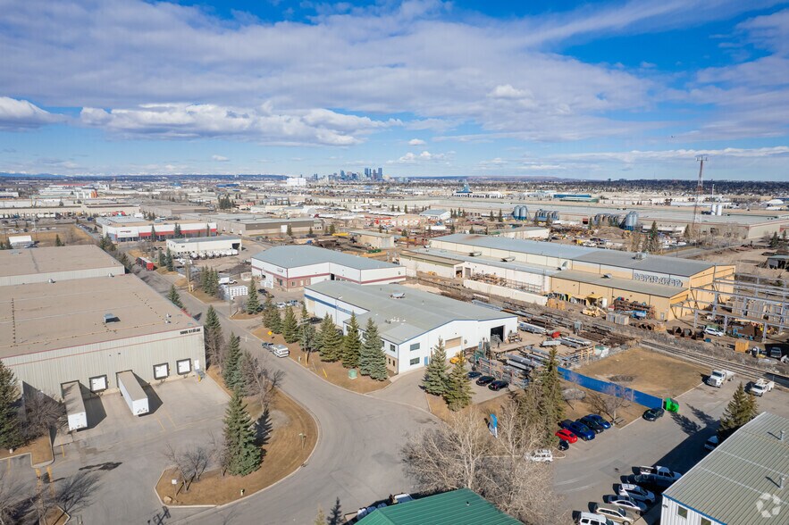 More Photos Of 5110 56th Ave SE, Calgary Industrial For Sale