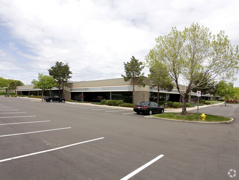 More Photos Of 6675 S Kenton St, Centennial Unknown For Lease