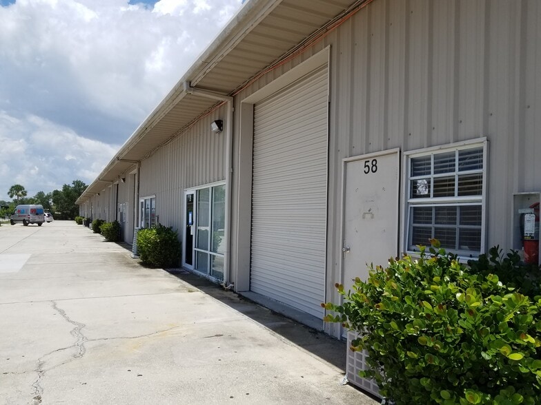 More Photos Of 3573 Enterprise Ave, Naples Warehouse For Lease