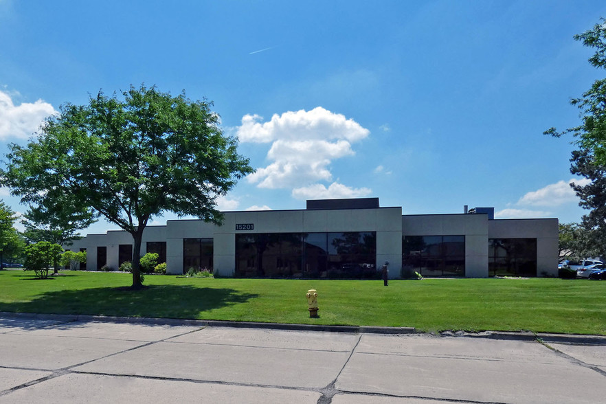 Primary Photo Of 15201 Mercantile Dr, Dearborn Light Manufacturing For Lease