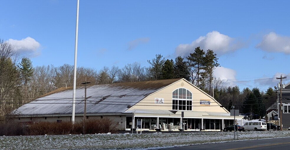 More Photos Of 145 Portsmouth Ave, Stratham Freestanding For Lease