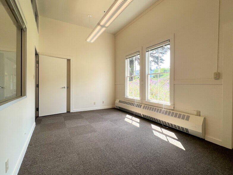 More Photos Of 572 Ruger St, San Francisco Office For Lease