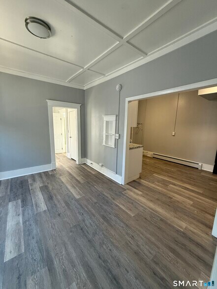 More Photos Of 80-82 Maple Ave, New London Apartments For Sale