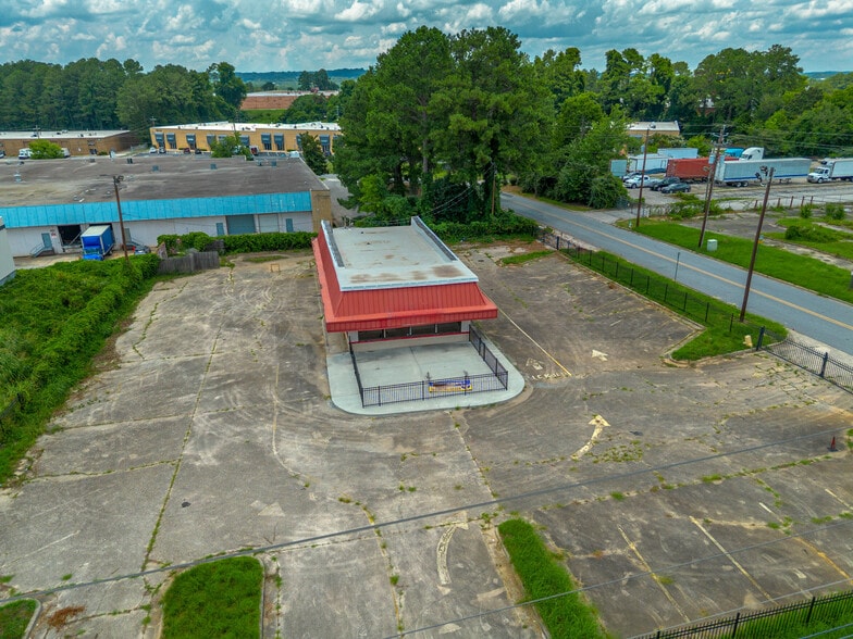 More Photos Of 4145 Fulton Industrial Blvd, Atlanta Fast Food For Lease