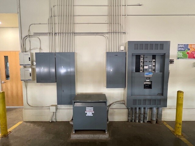More Photos Of 4110 N Hainje Ave, Sioux Falls Refrigeration Cold Storage For Lease