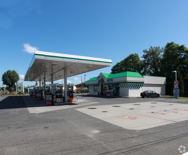 Primary Photo Of 237 King St, Northampton Service Station For Sale