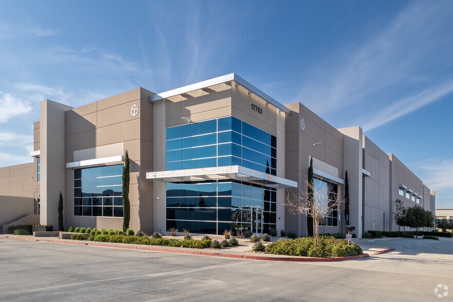 More Photos Of 17783 Indian St, Moreno Valley Distribution For Lease