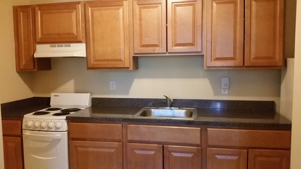 More Photos Of 304 E 9th St, Chester Apartments For Sale