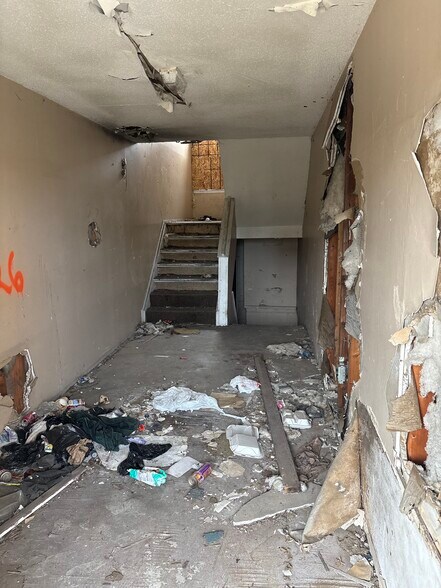 More Photos Of 820-830 Merton Rd, Detroit Apartments For Sale