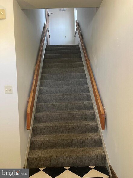 More Photos Of 106 York Rd, Jenkintown Office Residential For Sale