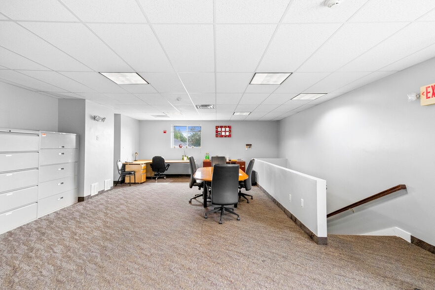 More Photos Of 984 Charles St, North Providence Office For Sale