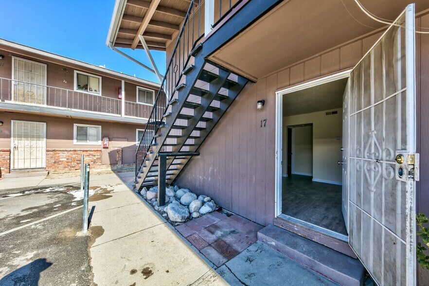 More Photos Of 420 Lee St, Carson City Apartments For Sale