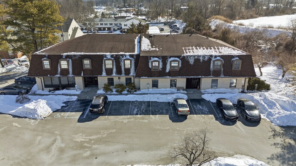 More Photos Of 350 Sparta Ave, Sparta Medical For Sale