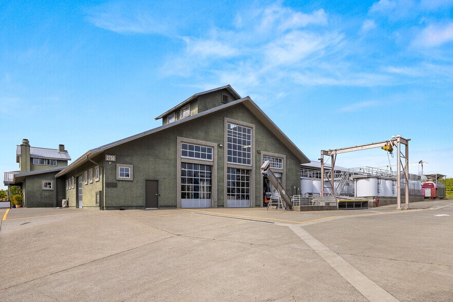 More Photos Of 2750 Las Amigas Rd, Napa Winery Vineyard For Sale