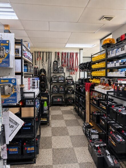 More Photos Of 120 Ledgewood Ave, Netcong Auto Repair For Sale