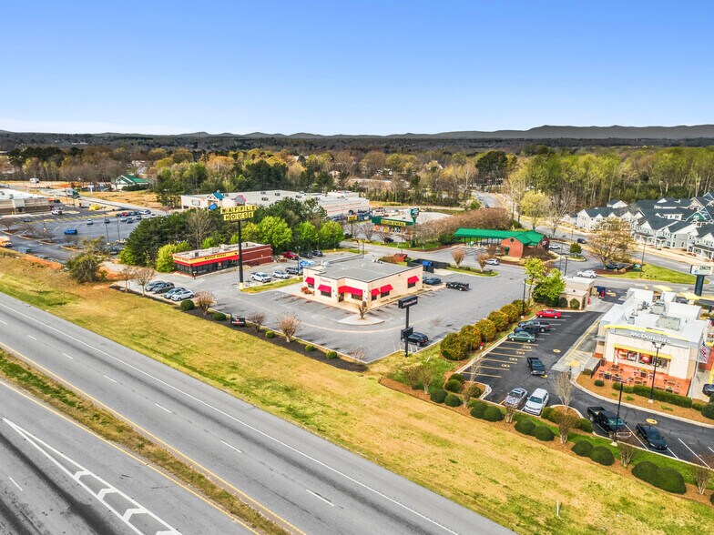 More Photos Of 515 Roe Center Ct, Travelers Rest Land For Lease