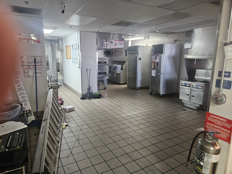 More Photos Of 20305 Anza Ave, Torrance Freestanding For Lease