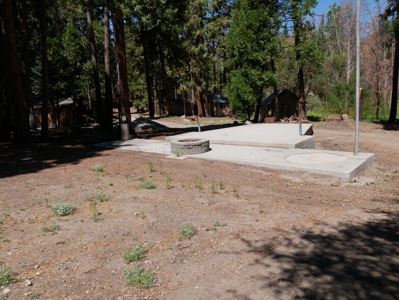 More Photos Of 42193 Seven Oaks Road, Angelus Oaks Specialty For Sale