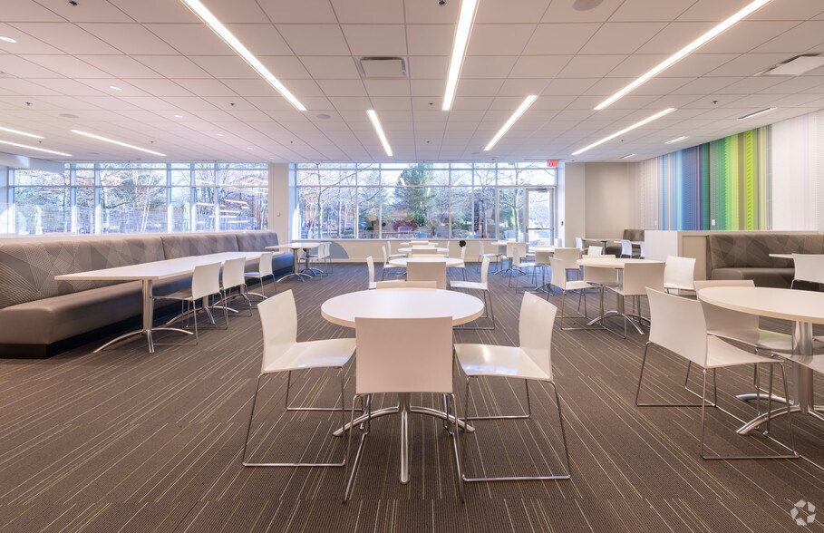 More Photos Of 200 Minuteman Rd, Andover Office For Sale