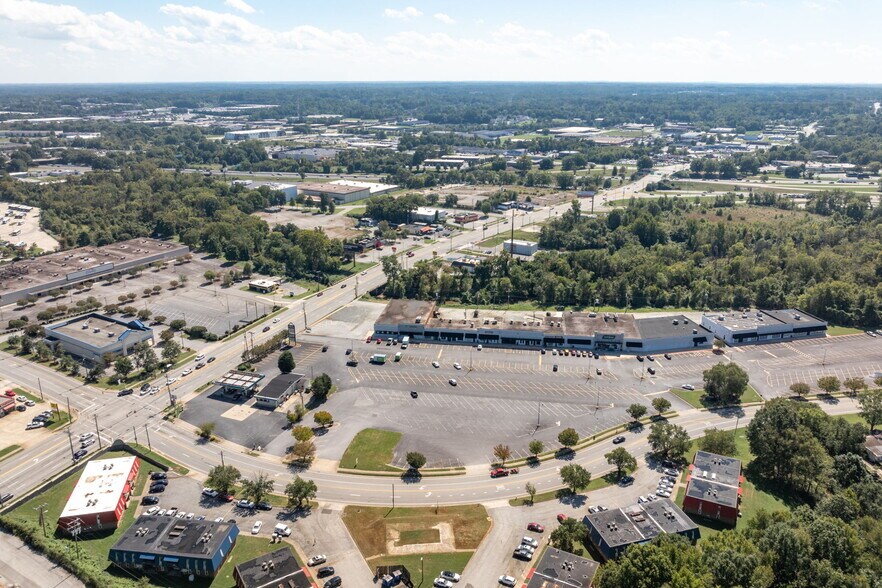 More Photos Of 531 W Meadowview Rd, Greensboro Unknown For Lease