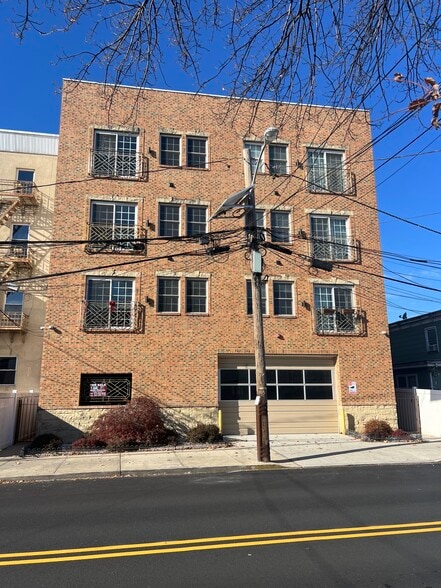 More Photos Of 12 Adams St, Newark Specialty For Sale