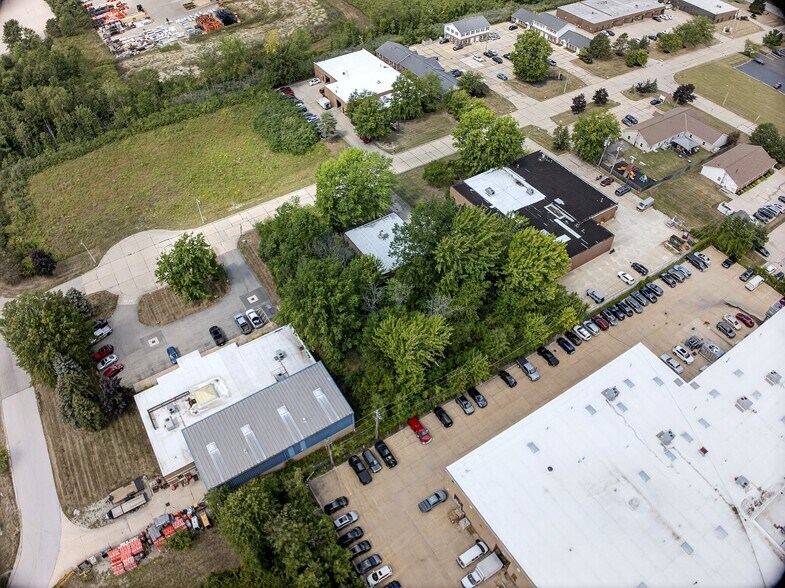 More Photos Of 7027 Spinach Dr, Mentor Warehouse For Sale