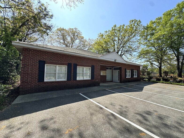 More Photos Of 770 Gaines School Rd, Athens Office For Lease
