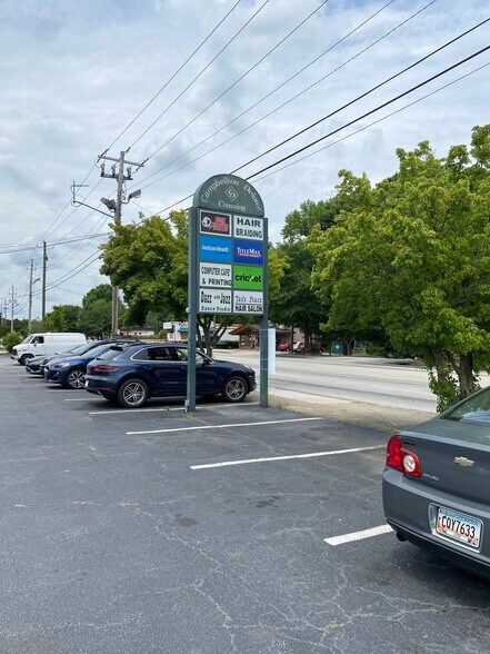 More Photos Of 2132 Campbellton Rd SW, Atlanta Freestanding For Lease