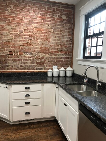 More Photos Of 200 N Gulf St, Sanford Multifamily For Sale