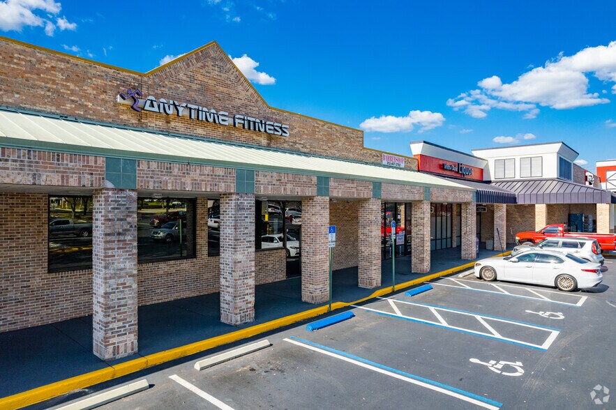 More Photos Of 4185-4251 Mariner Blvd, Spring Hill Unknown For Lease