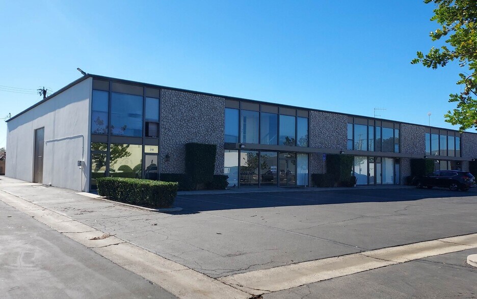 Primary Photo Of 144-210 E Emerson Ave, Orange Manufacturing For Lease