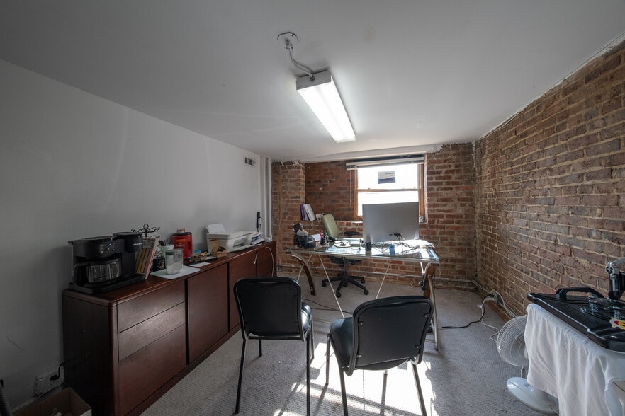 More Photos Of 524 S Elm St, Greensboro Loft Creative Space For Sale