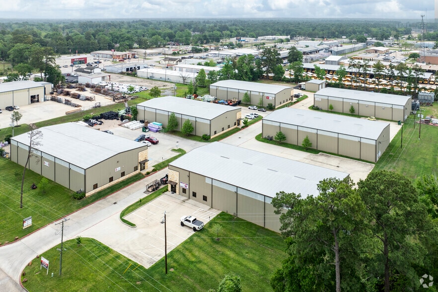 More Photos Of 501 Hickerson St, Conroe Manufacturing For Lease