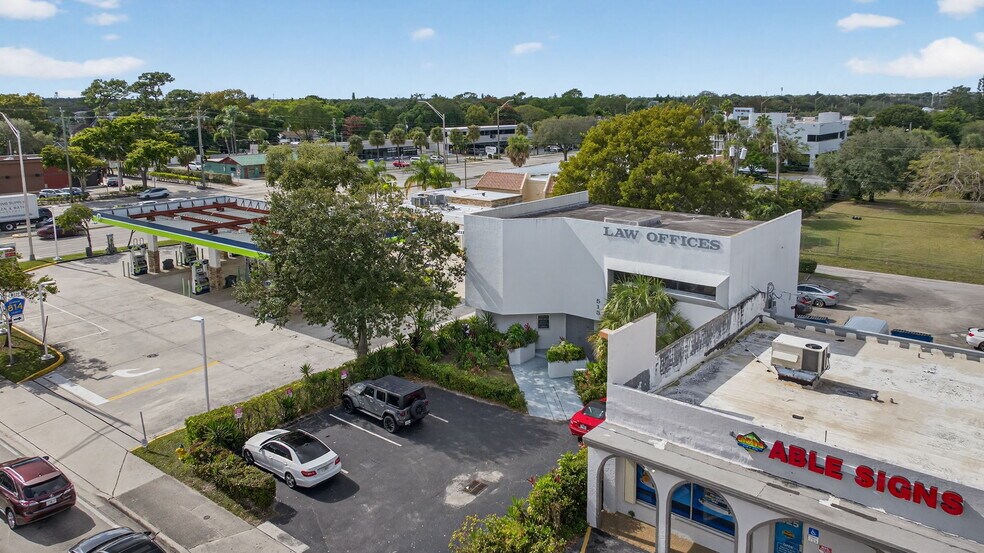 More Photos Of 513 N State Road 7, Margate Office For Lease