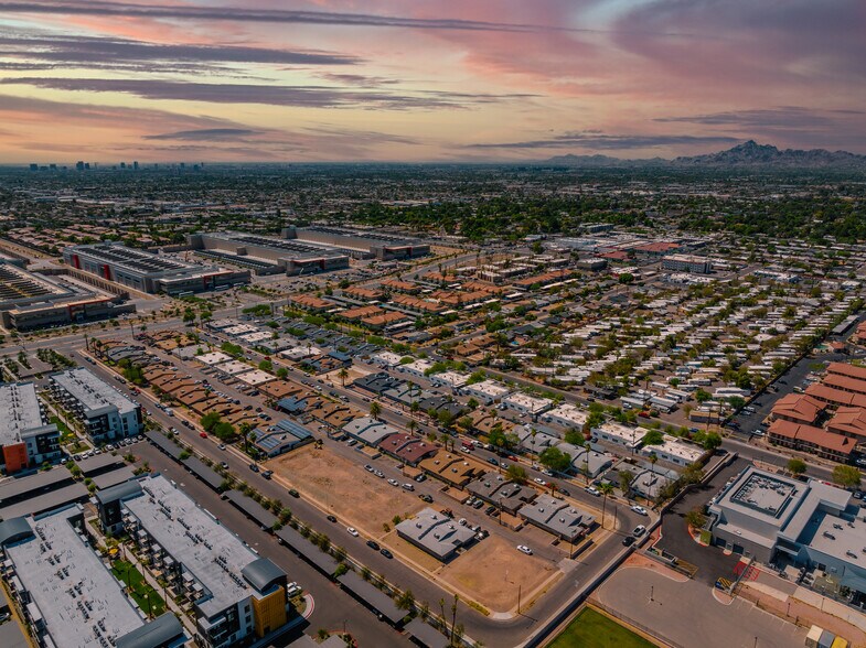 More Photos Of 4121 E Moreland St, Phoenix Apartments For Sale