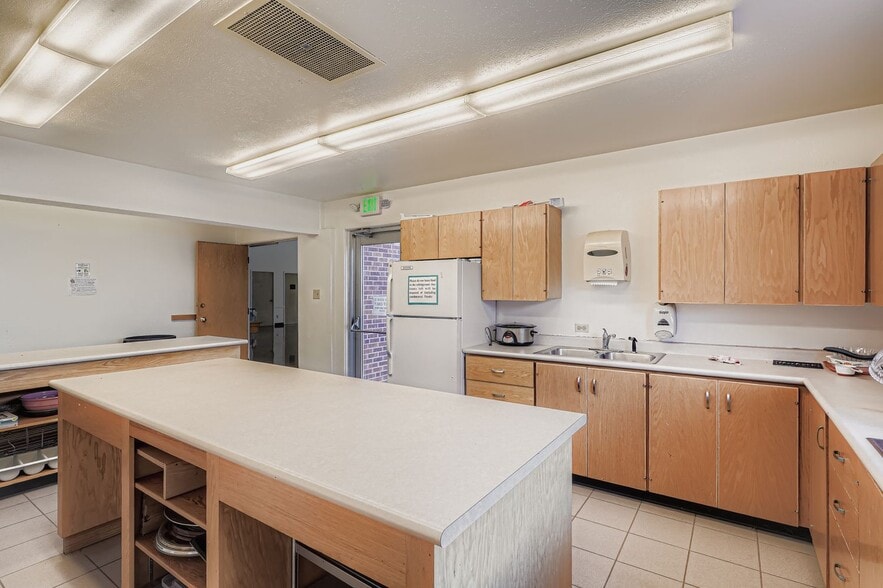 More Photos Of 495 S Zuni St, Denver Religious Facility For Sale