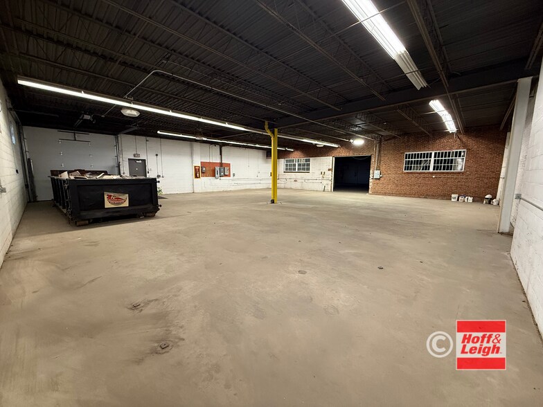 More Photos Of 1702 St Clair Ave, Cleveland Warehouse For Lease