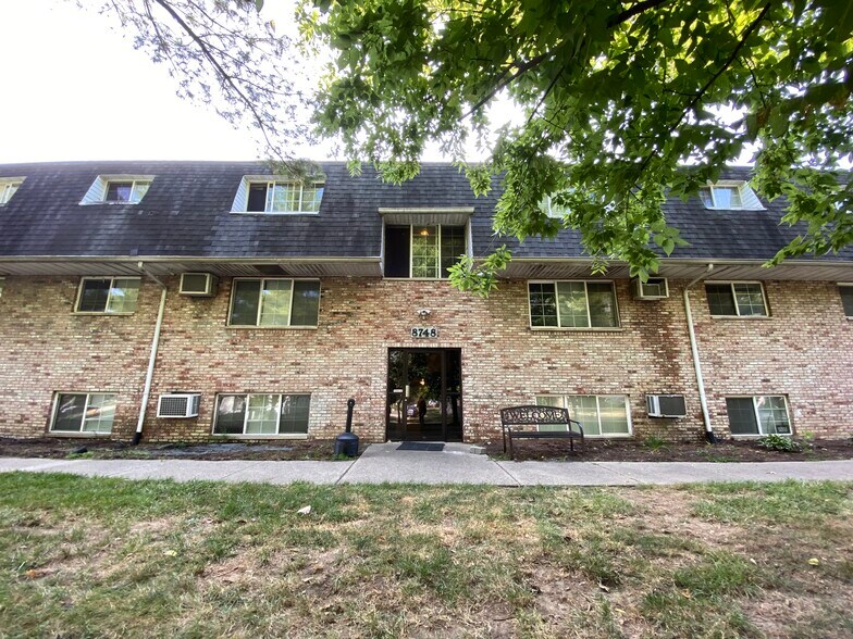 More Photos Of 8712-8804 Dayton Oxford Rd, Franklin Apartments For Sale