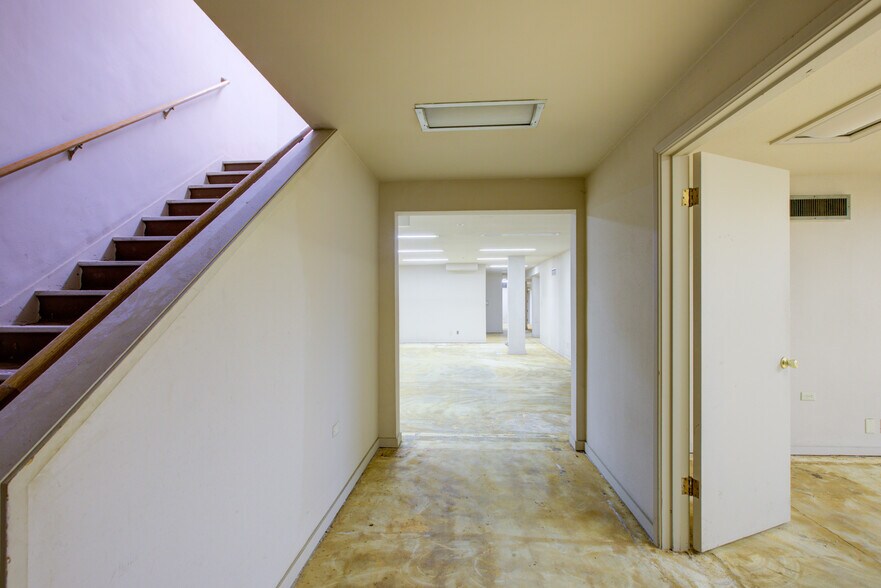 More Photos Of 817-819 10th St, Modesto Office For Lease