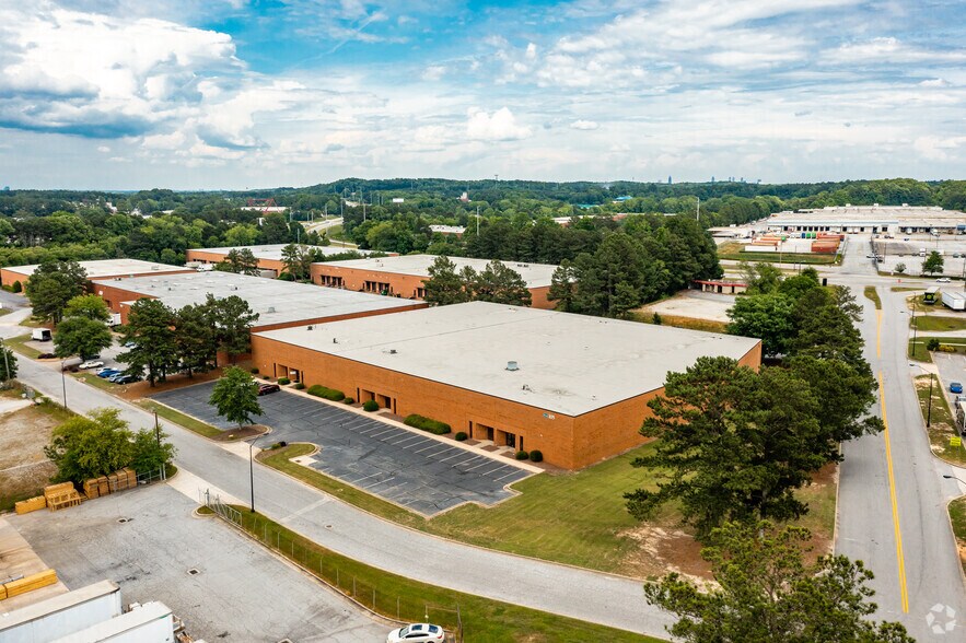 More Photos Of 105 Bucknell Ct SW, Atlanta Warehouse For Lease