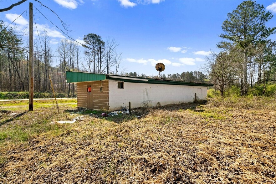 More Photos Of 12745 US 411, Crandall Convenience Store For Sale