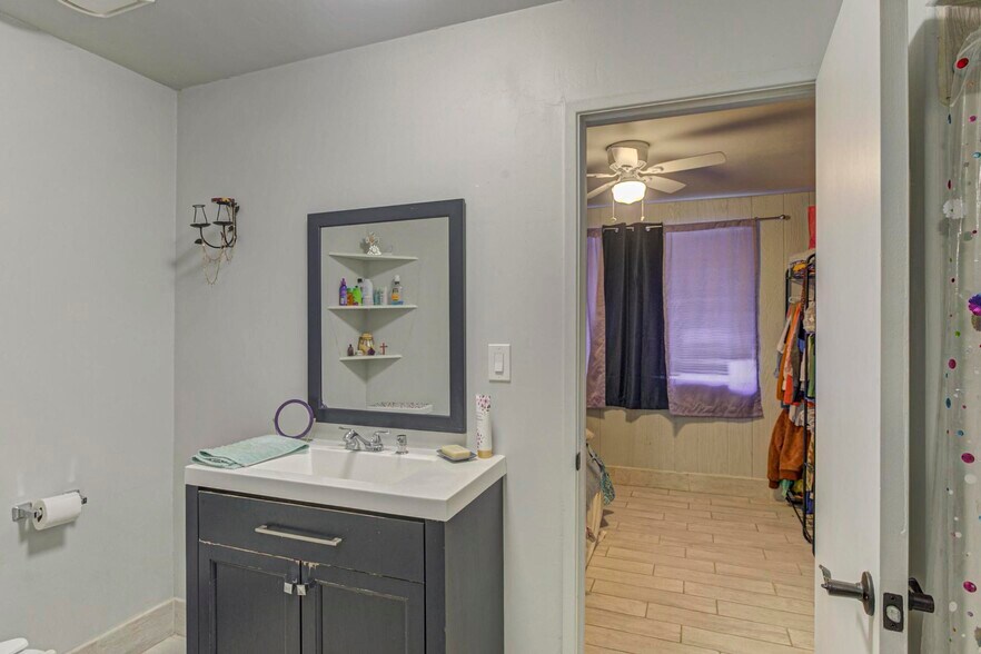 More Photos Of 113 W Cedar Ln, Payson Auto Repair For Sale