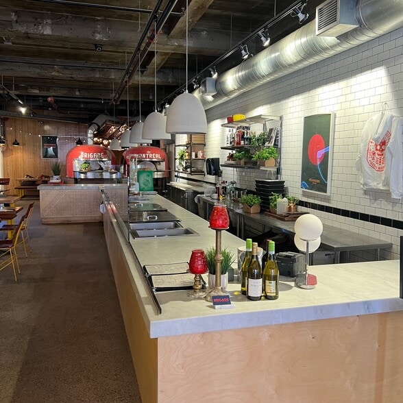 More Photos Of 1420-1432 Rue Stanley, Montréal Storefront Retail Office For Lease