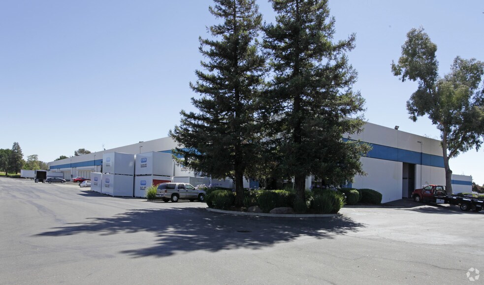 More Photos Of 6902 Patterson Pass Rd, Livermore Warehouse For Lease