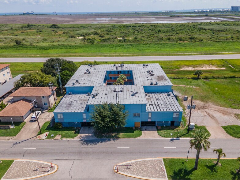 More Photos Of 610 Ferry Rd, Galveston Apartments For Sale